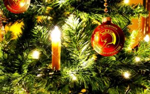 albero-di-natale-giallo